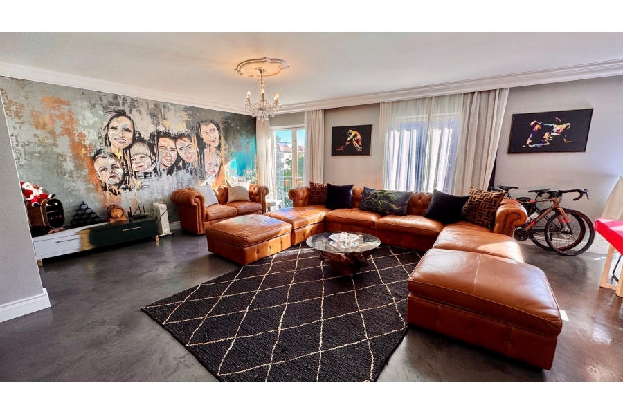 To Let 2 Bedroom Property for Rent in Green Point Western Cape